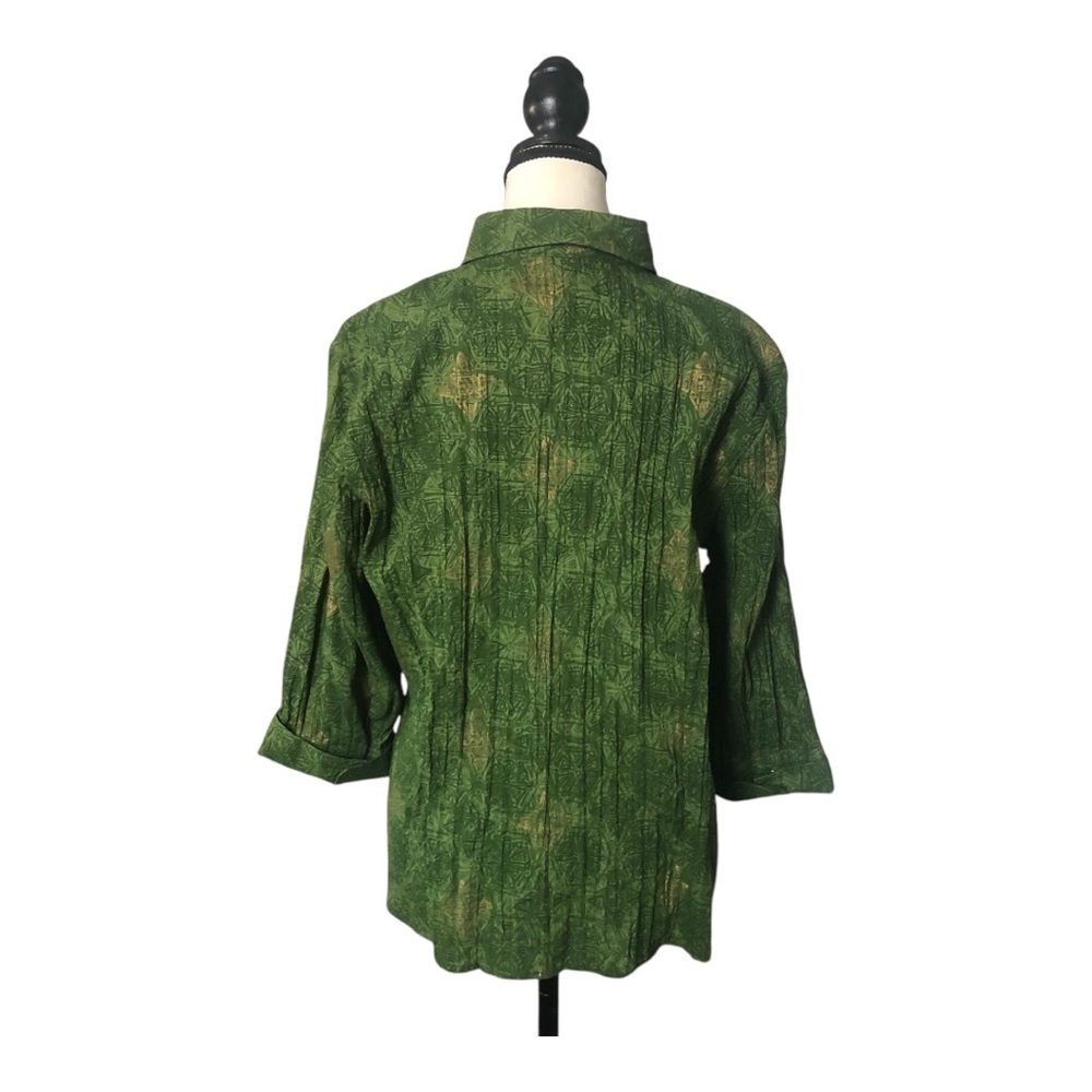 Green Patterned Button-Up Shirt - Picture 4 of 10